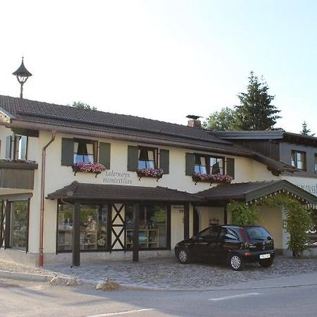 Gaestehaus Sattlerhof Bernau am Chiemsee Exteriör bild